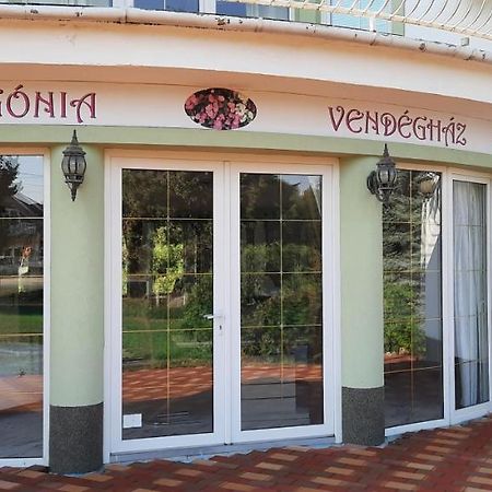 Begonia Vendeghaz Hotel Szigetszentmiklos Luaran gambar